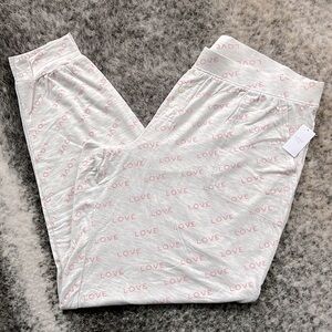 Gap Truesleep Modal Scripted LOVE Print Joggers Large